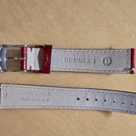 Michele 16 mm patent leather red watch band - Picture 2 of 3